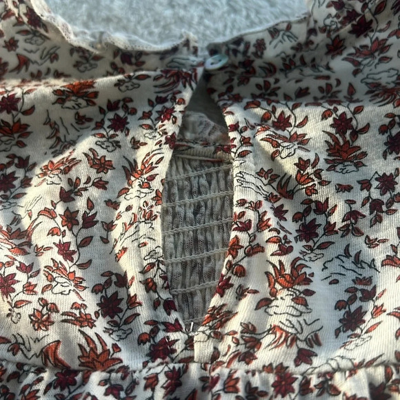 Lucky Brand Sz M Modest High Neck Smocked Frint Fall leaves long sleeve blouse - Picture 15 of 15